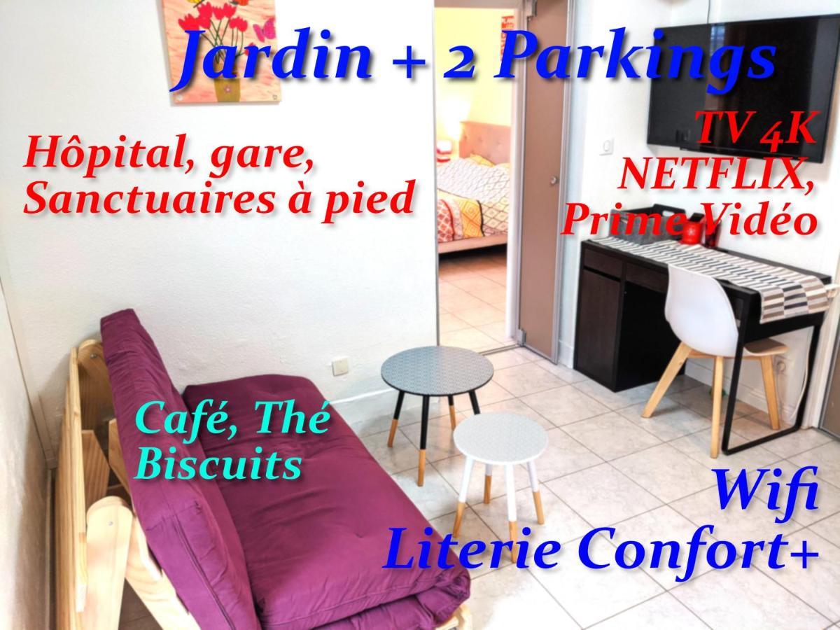 Au Petit Marcadal **Sanctuaires, Hopital, Gare** Lourdes Exterior photo