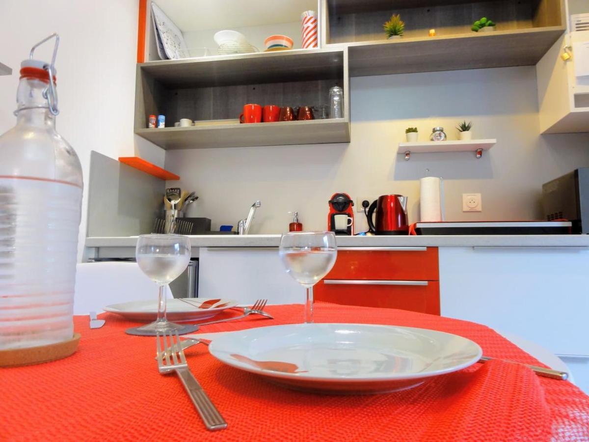 Au Petit Marcadal **Sanctuaires, Hopital, Gare** Lourdes Exterior photo